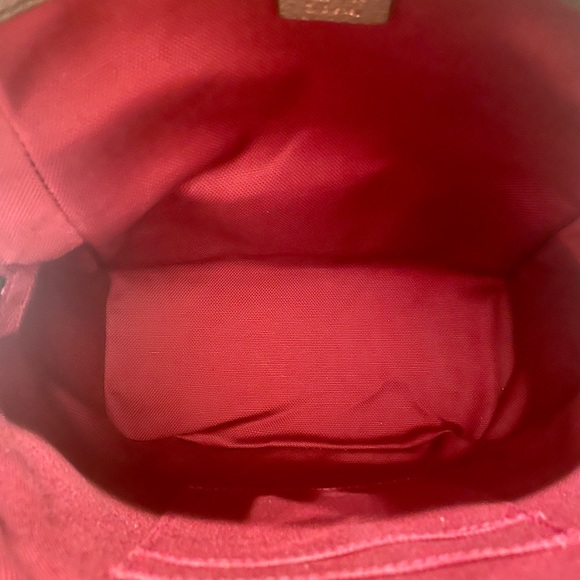 NEW Gucci X Disney Donald Duck Small Backpack - Picture 6 of 13